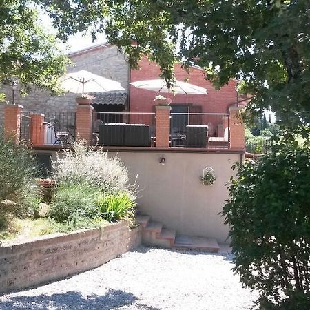 Hostal Il Casale Del Ra Tuoro sul Trasimeno Exterior foto