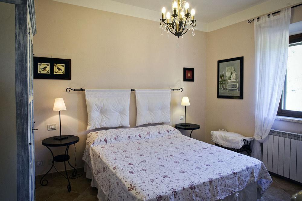Hostal Il Casale Del Ra Tuoro sul Trasimeno Exterior foto
