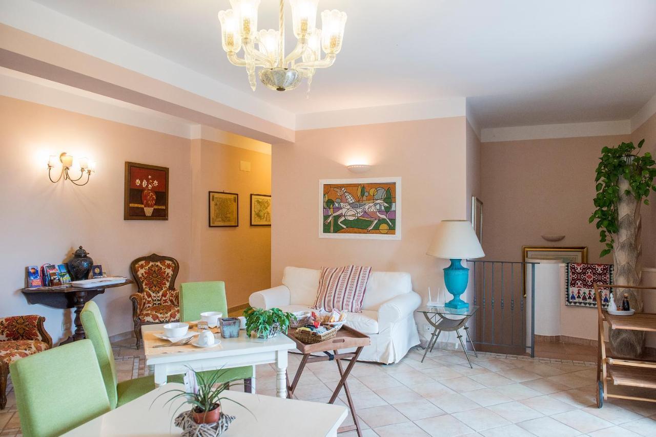 Hostal Il Casale Del Ra Tuoro sul Trasimeno Exterior foto
